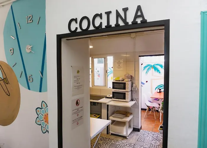 Tenerife Experience ゲストハウス 2*